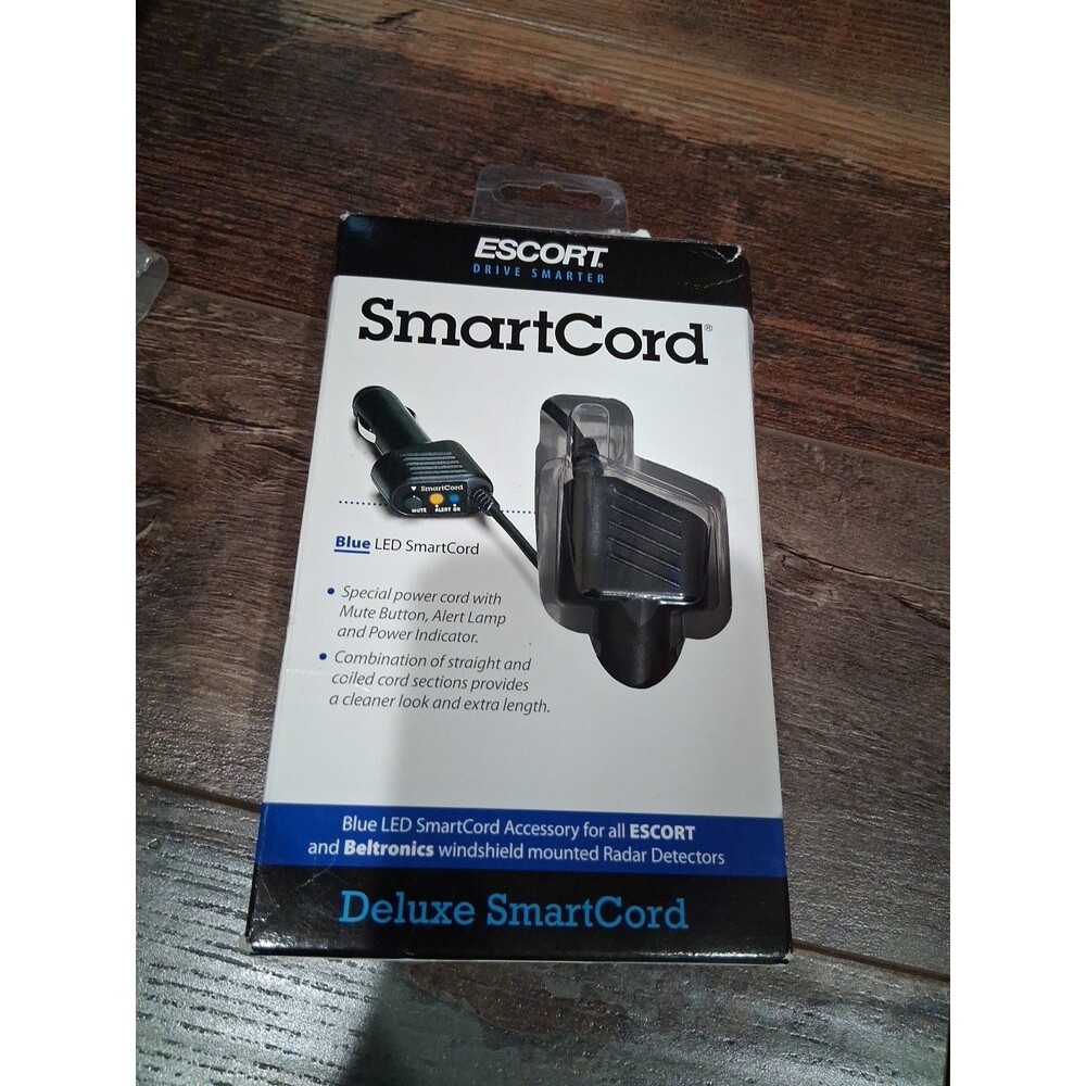 Escort Deluxe SmartCord Blue LED Mute Mode Alert Lamp Radar Laser Damaged Box SB